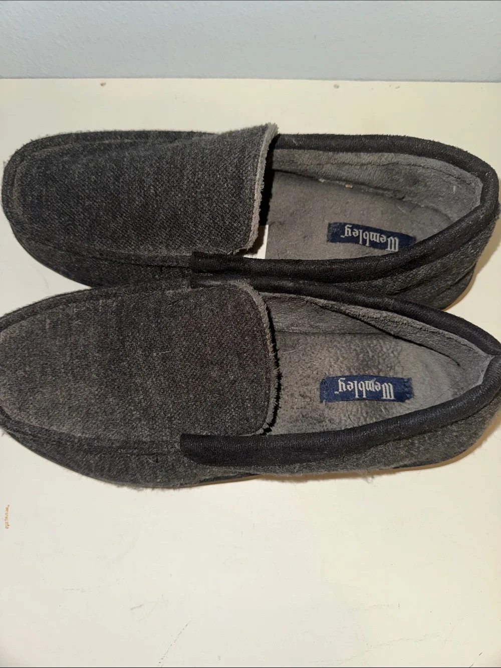 Wembley Classic Indoor/Outdoor Microsuede Movcasin Slippers  Men’s XL 11-12